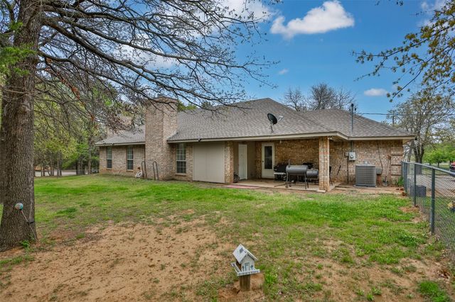 8059 E US Highway 82, Gainesville, TX 76240