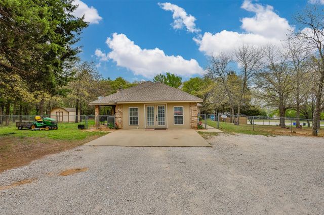 8059 E US Highway 82, Gainesville, TX 76240