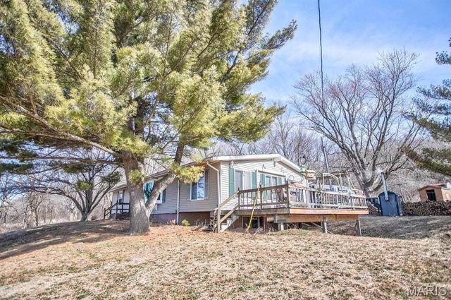 14912 State Hwy 96, Nebo, IL 62355