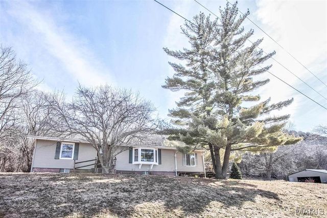 14912 State Hwy 96, Nebo, IL 62355