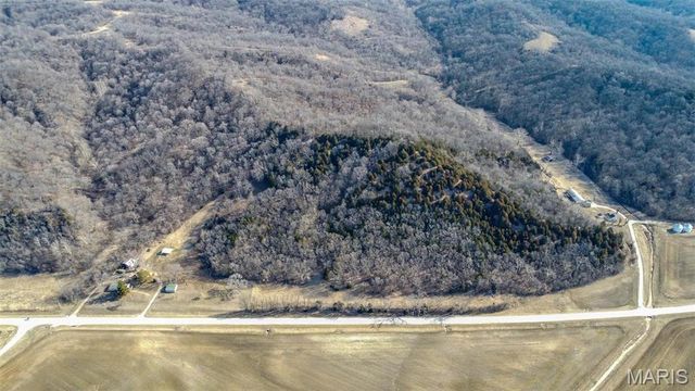 14912 State Hwy 96, Nebo, IL 62355