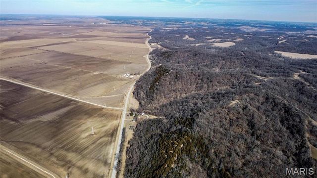 14912 State Hwy 96, Nebo, IL 62355