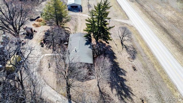 14912 State Hwy 96, Nebo, IL 62355