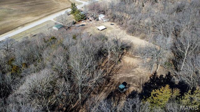 14912 State Hwy 96, Nebo, IL 62355