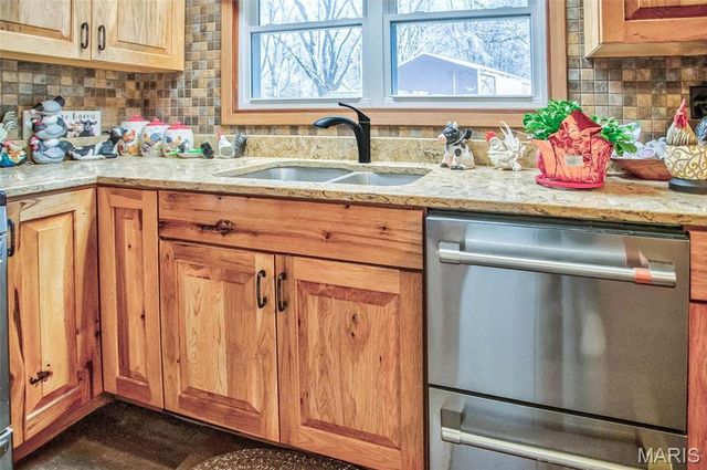 14912 State Hwy 96, Nebo, IL 62355