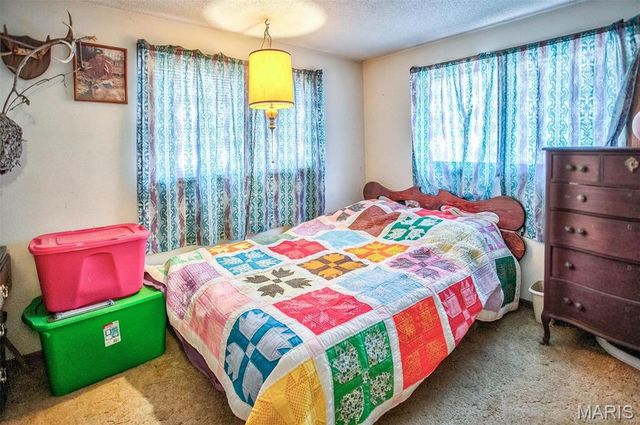 14912 State Hwy 96, Nebo, IL 62355