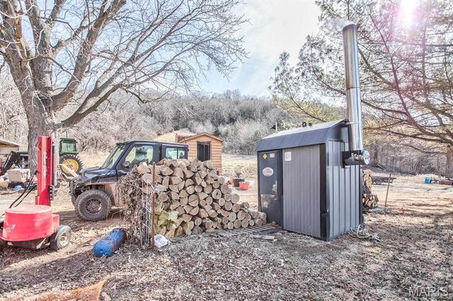 14912 State Hwy 96, Nebo, IL 62355