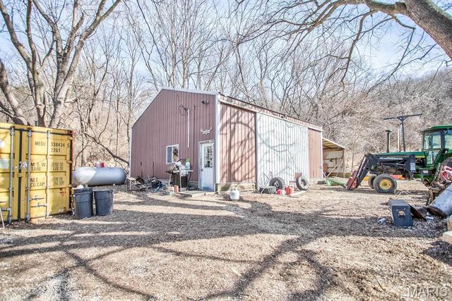 14912 State Hwy 96, Nebo, IL 62355