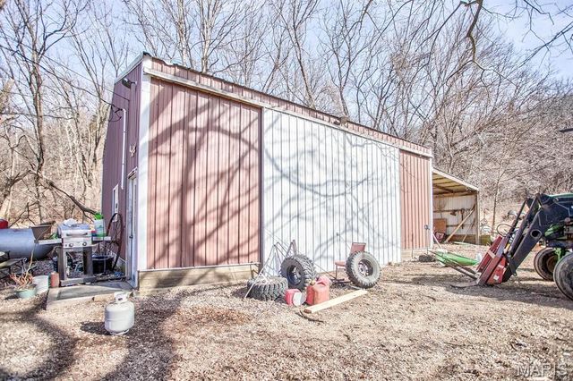 14912 State Hwy 96, Nebo, IL 62355