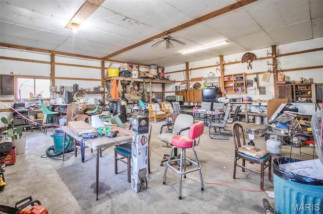 14912 State Hwy 96, Nebo, IL 62355