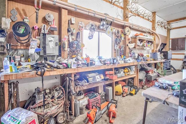 14912 State Hwy 96, Nebo, IL 62355