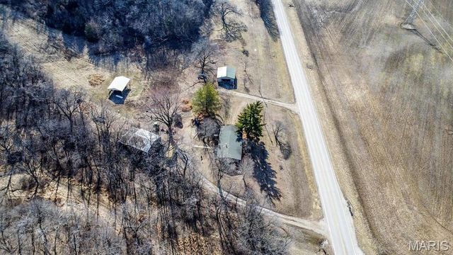 14912 State Hwy 96, Nebo, IL 62355