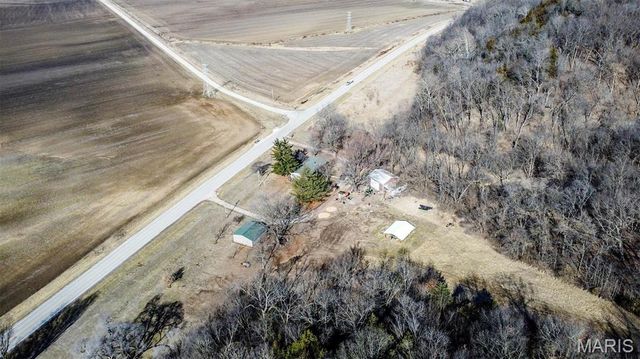 14912 State Hwy 96, Nebo, IL 62355