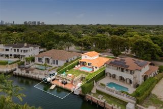 5308 Riviera Dr, Coral Gables, FL 33146