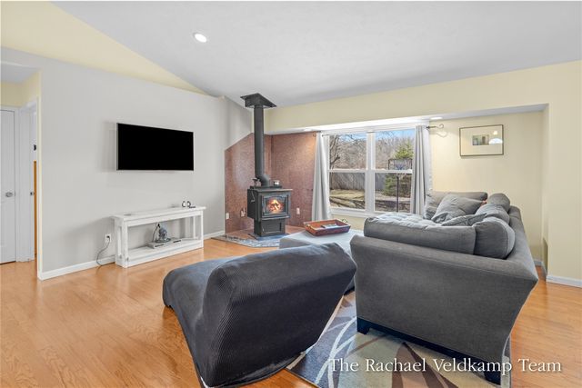 14193 108th Avenue, Grand Haven, MI 49417