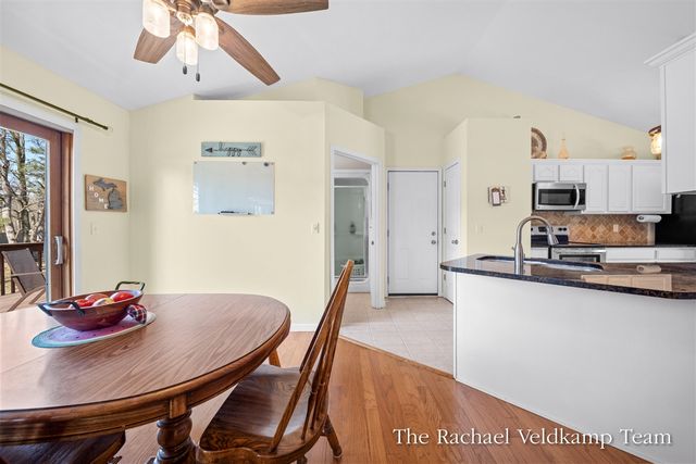 14193 108th Avenue, Grand Haven, MI 49417