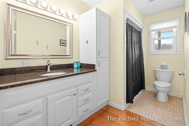 14193 108th Avenue, Grand Haven, MI 49417