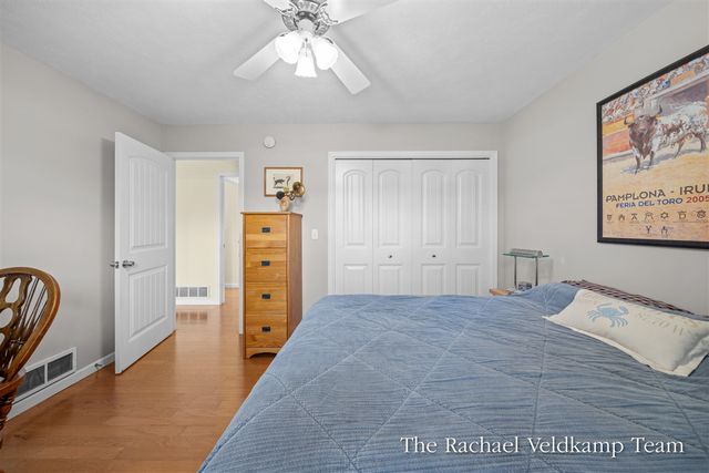 14193 108th Avenue, Grand Haven, MI 49417