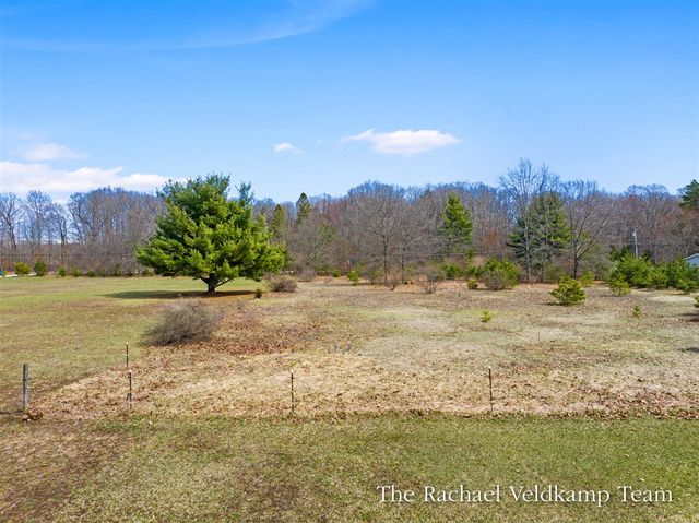 14193 108th Avenue, Grand Haven, MI 49417