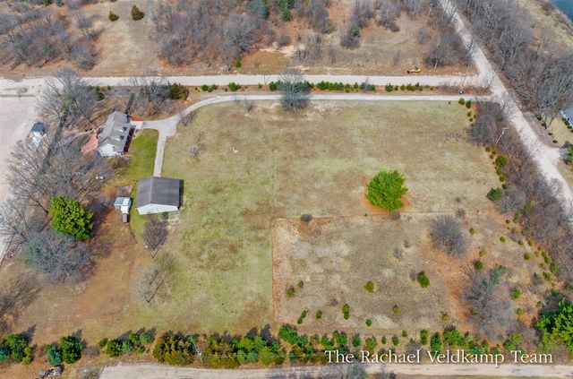 14193 108th Avenue, Grand Haven, MI 49417