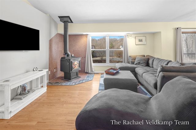 14193 108th Avenue, Grand Haven, MI 49417