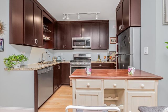 2621 Palisade Avenue 11G, Bronx, NY 10463