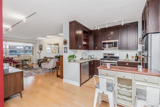 2621 Palisade Avenue 11G, Bronx, NY 10463