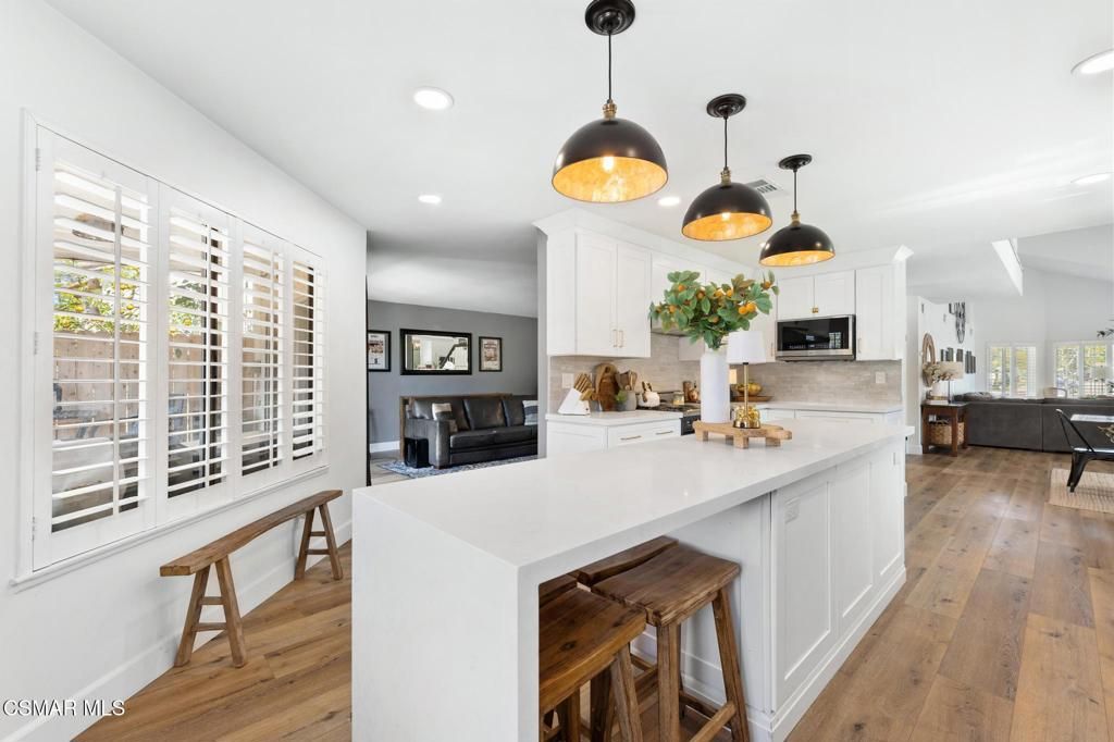 Image 28 of property listing at 2513 Radford Court, Simi Valley, CA 93063