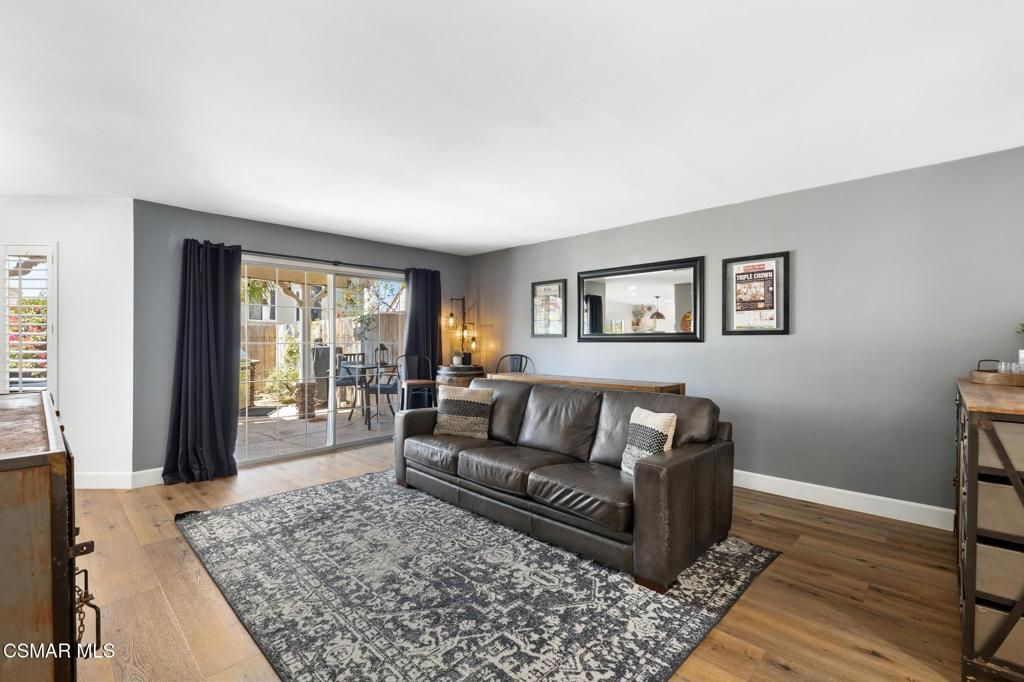 Image 32 of property listing at 2513 Radford Court, Simi Valley, CA 93063