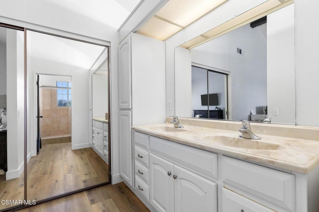 Image 49 of property listing at 2513 Radford Court, Simi Valley, CA 93063