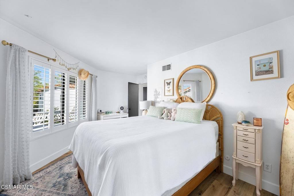 Image 53 of property listing at 2513 Radford Court, Simi Valley, CA 93063