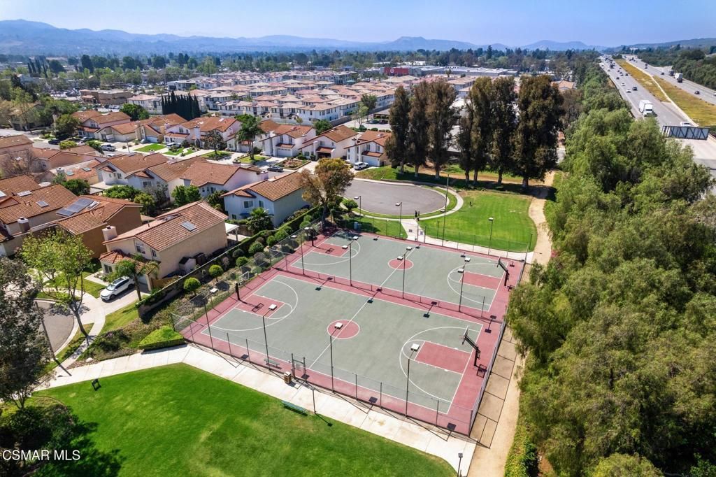 Image 92 of property listing at 2513 Radford Court, Simi Valley, CA 93063