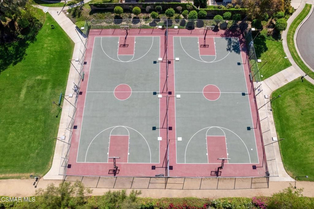 Image 93 of property listing at 2513 Radford Court, Simi Valley, CA 93063