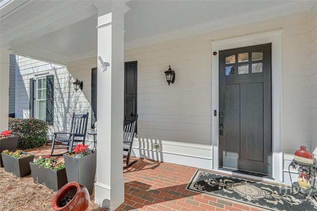 2189 Bessbrook Square, Statham, GA 30666