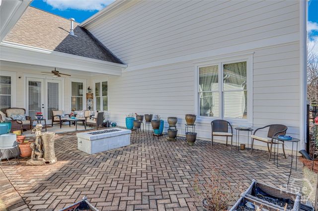 2189 Bessbrook Square, Statham, GA 30666