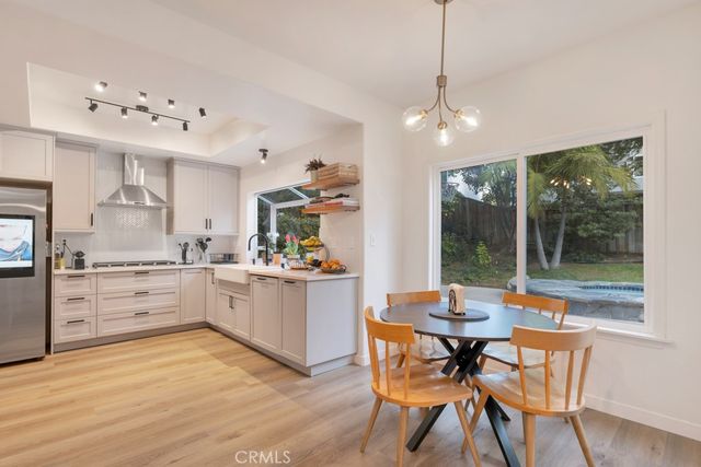 5038 Durant Court, Oak Park, CA 91377
