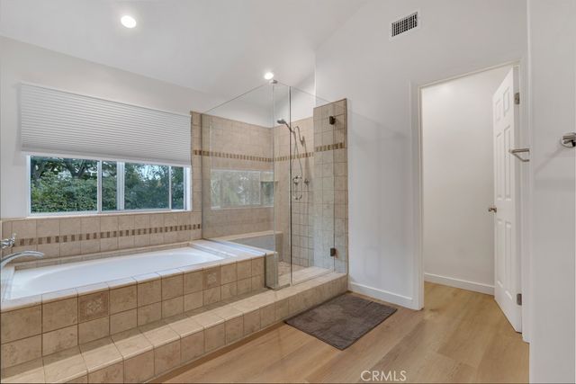 5038 Durant Court, Oak Park, CA 91377