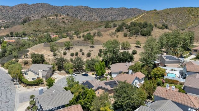 5038 Durant Court, Oak Park, CA 91377