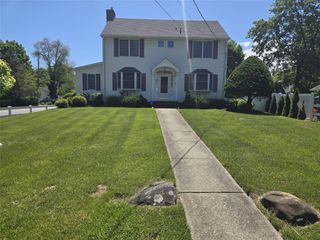 74 Ferris Lane, Poughkeepsie, NY 12601