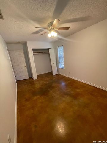 1640 Lonesome, Canyon Lake, TX 78133