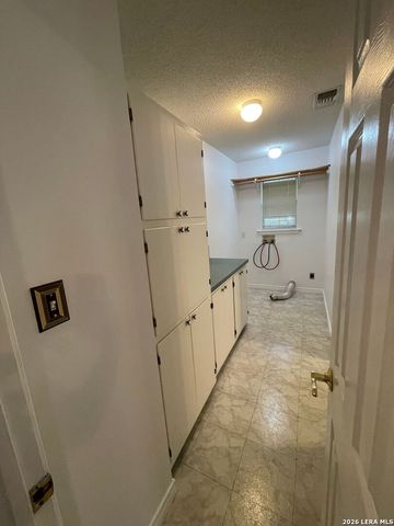 1640 Lonesome, Canyon Lake, TX 78133