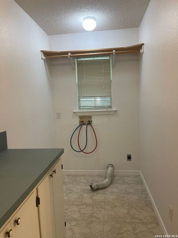 1640 Lonesome, Canyon Lake, TX 78133