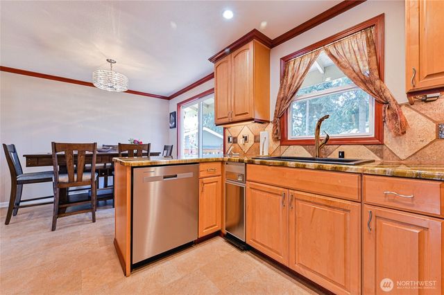 2626 SW 335th Court, Federal Way, WA 98023