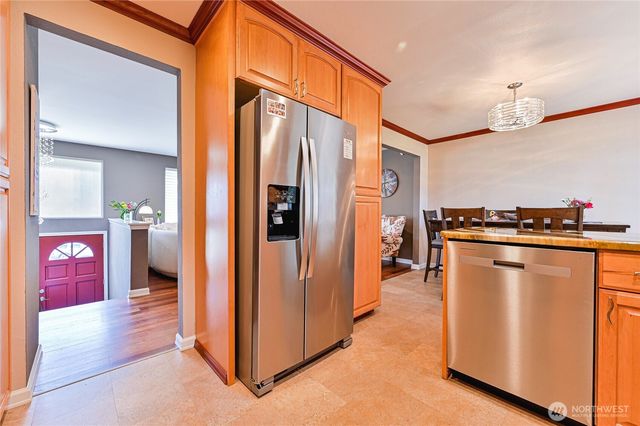 2626 SW 335th Court, Federal Way, WA 98023