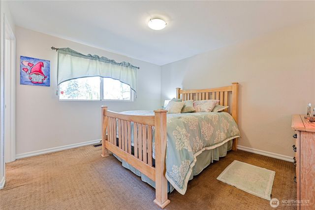 2626 SW 335th Court, Federal Way, WA 98023