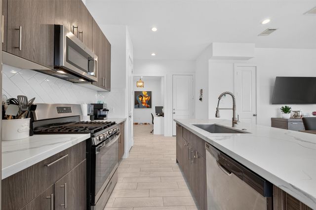 1712 Schweikhardt Street, Houston, TX 77020
