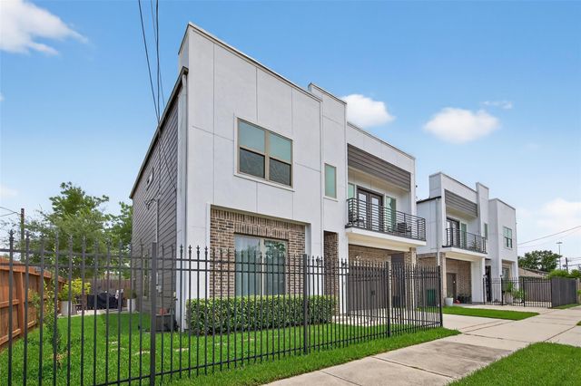 1712 Schweikhardt Street, Houston, TX 77020