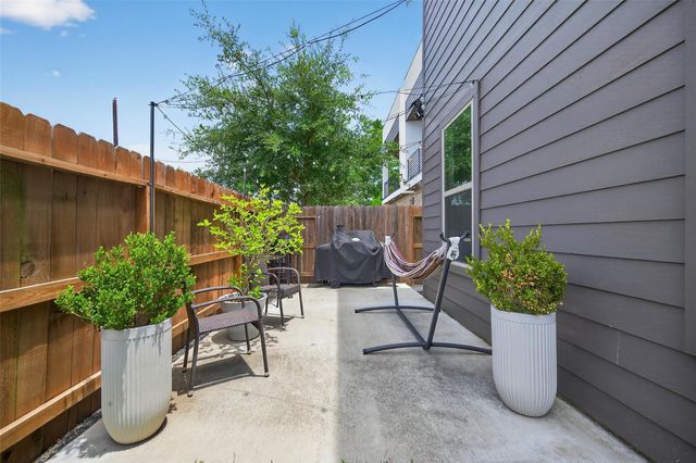 1712 Schweikhardt Street, Houston, TX 77020