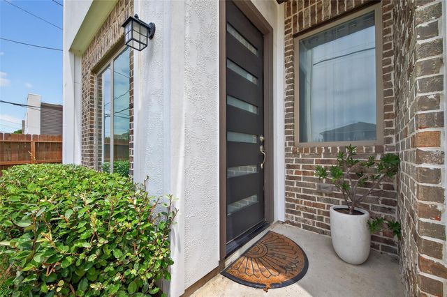 1712 Schweikhardt Street, Houston, TX 77020