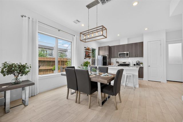 1712 Schweikhardt Street, Houston, TX 77020